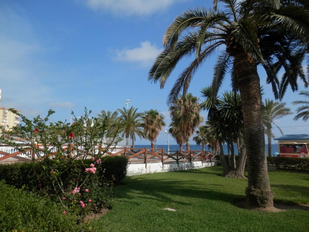 Una Gran Experiencia En La Costa Del Sol, A Pie De Playa Algarrobo Costa Exterior foto